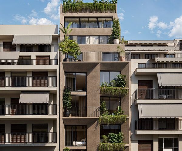 Athinum 5- Appianou 1 exterior-4